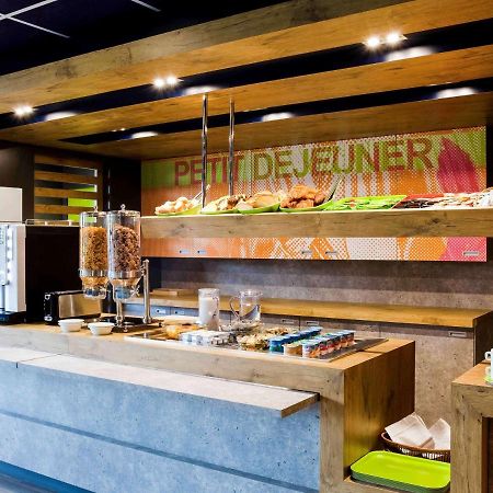 Ibis Budget Grigny Centre Exterior foto