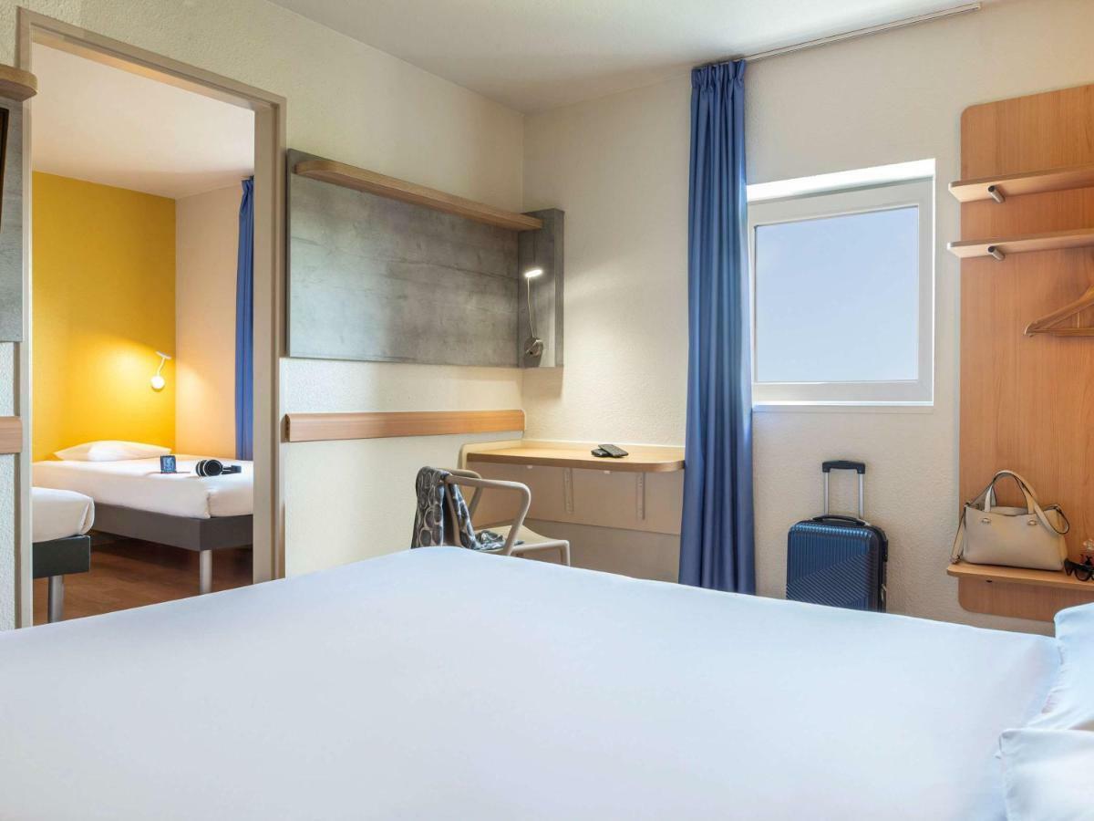 Ibis Budget Grigny Centre Exterior foto