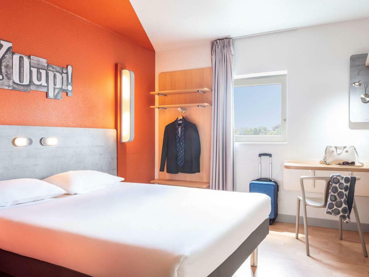 Ibis Budget Grigny Centre Exterior foto