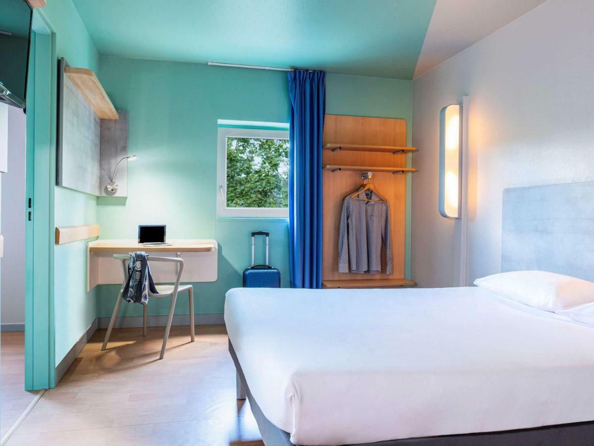 Ibis Budget Grigny Centre Exterior foto