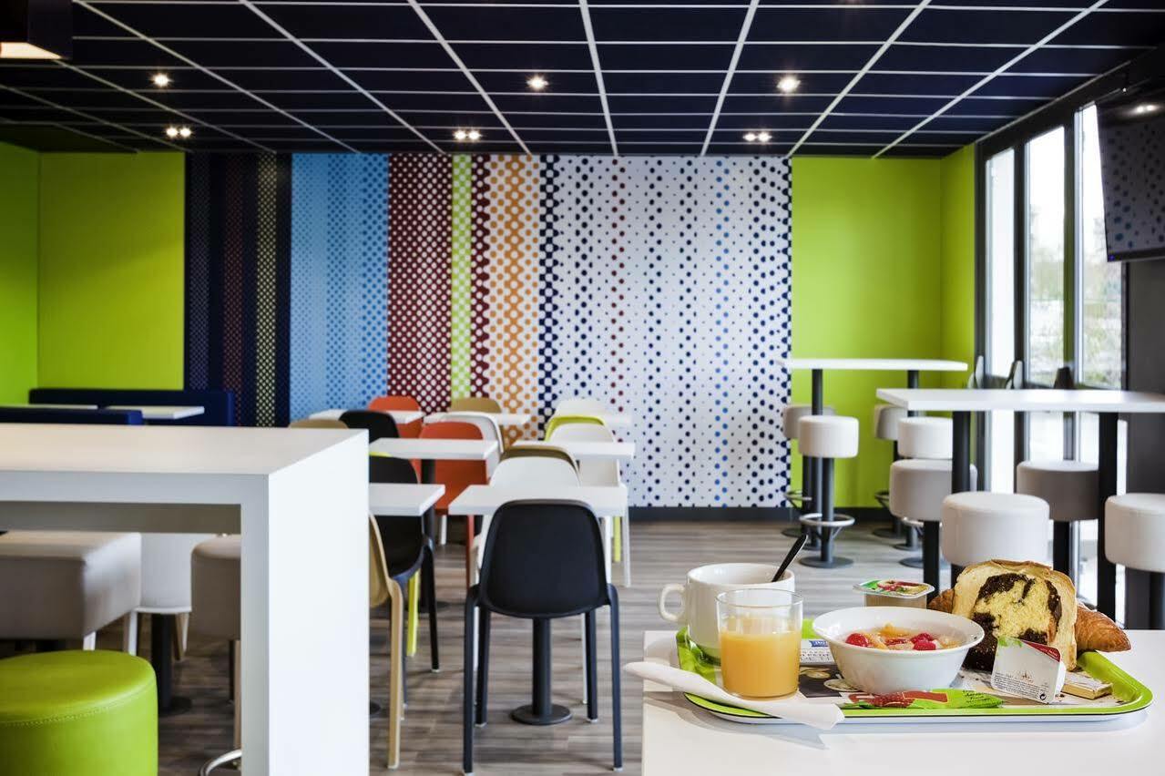 Ibis Budget Grigny Centre Exterior foto