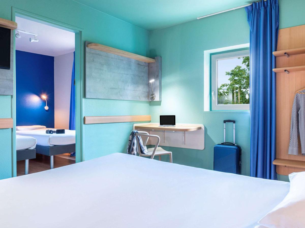 Ibis Budget Grigny Centre Exterior foto